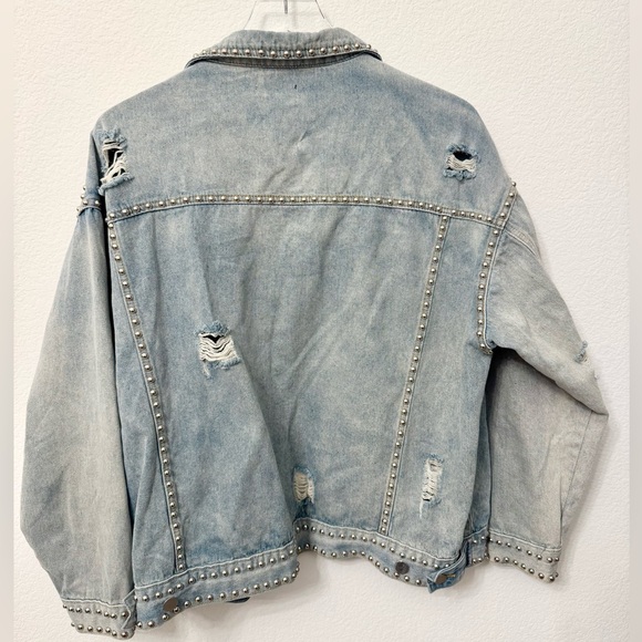 New VICI Distressed Studded Denim Jacket S - Picture 3 of 4